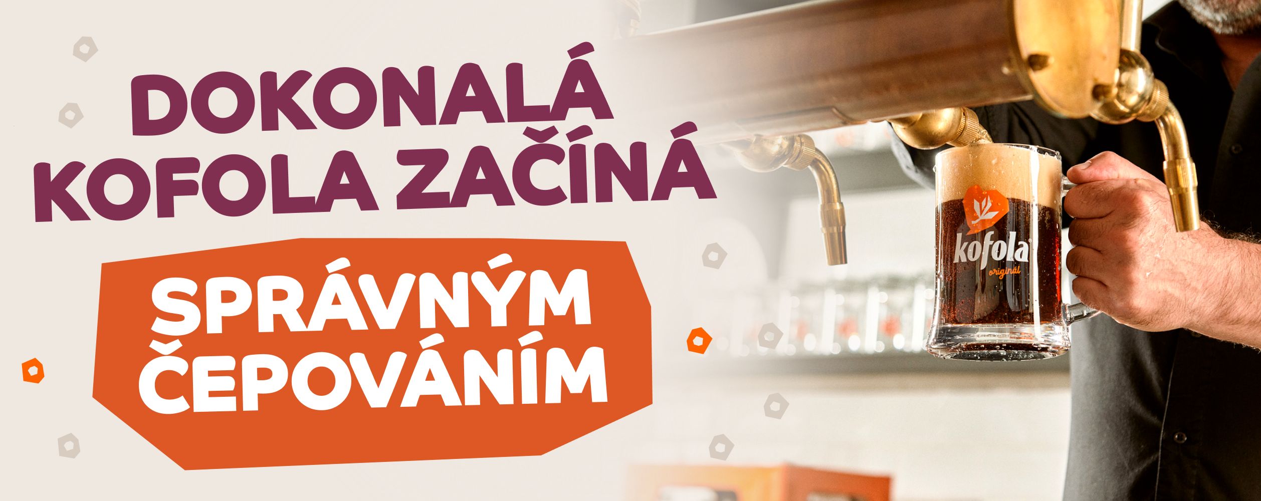 Když ji miluješ, není co řešit – ale víte, jak ji správně načepovat? Ovládněte rituál dokonalé Kofoly